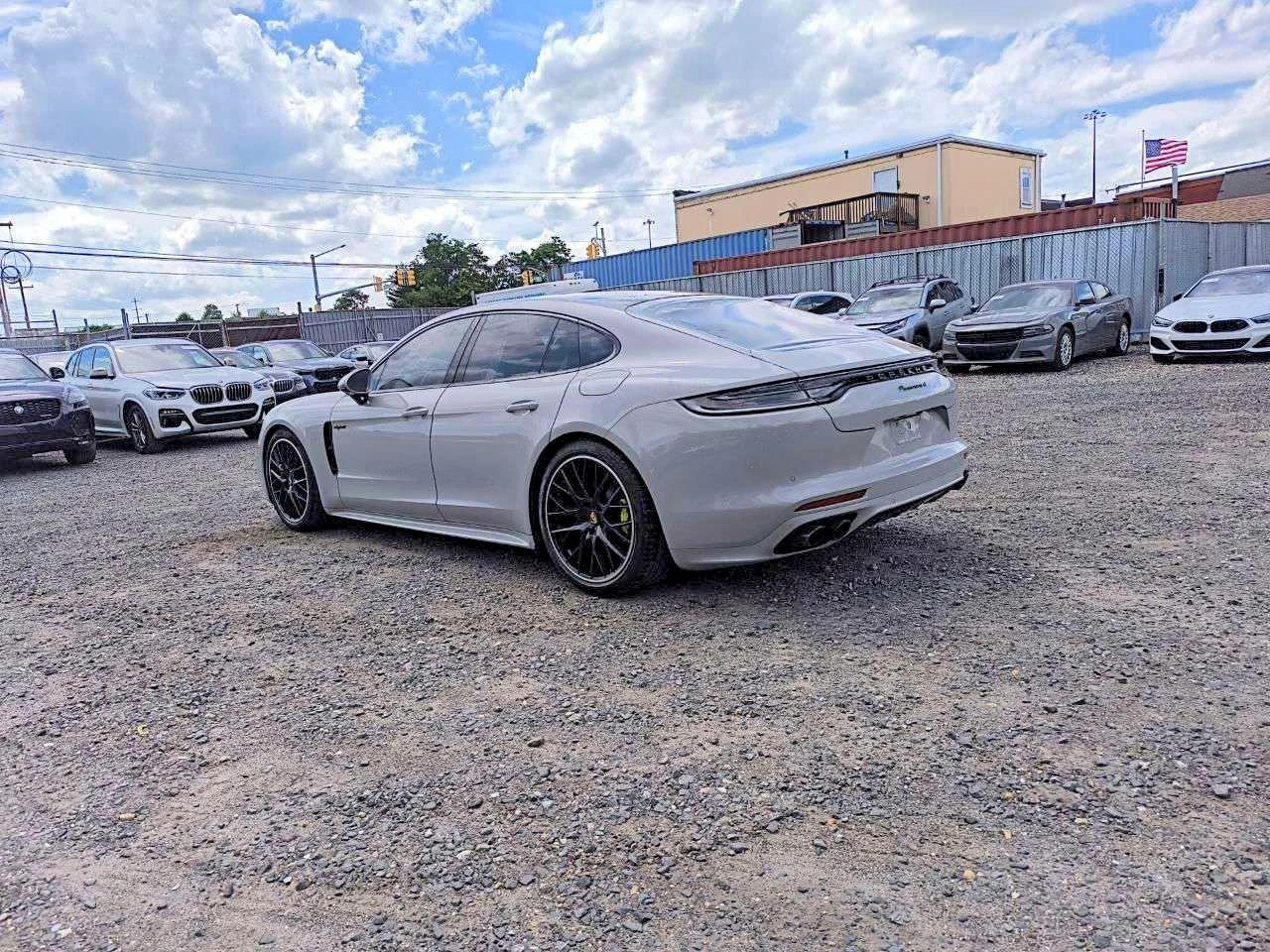 Porsche Panamera 2.9l 4 E-Hybrid, снимка 2 - Автомобили и джипове - 55277972