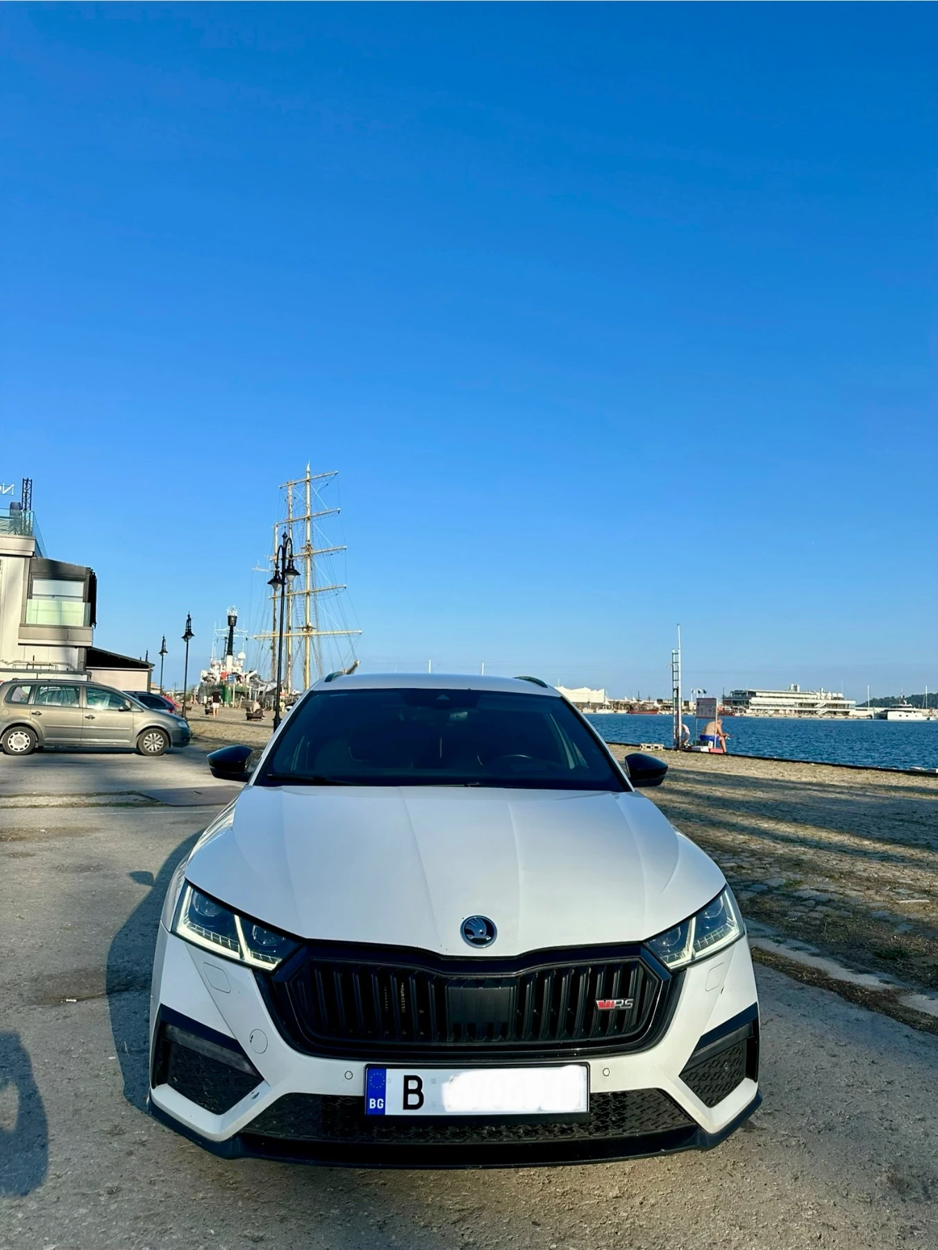 Skoda Octavia VRS 2.0 TDI DSG 4x4 200 PS Head Up Canton Digital