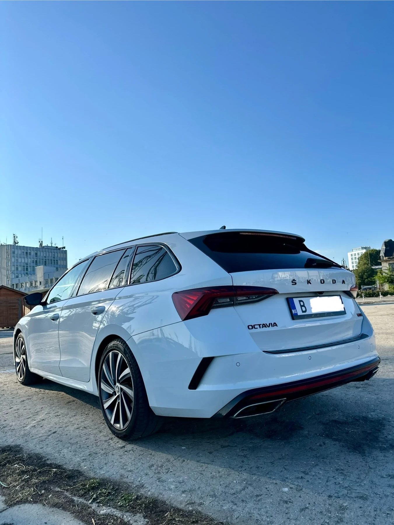 Skoda Octavia VRS 2.0 TDI DSG 4x4 200 PS Head Up Canton Digital, снимка 7 - Автомобили и джипове - 55730189