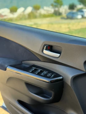 Honda Cr-v Honda CR-V 2.4 AWD   Газ/Бензин   Автомат  , снимка 10