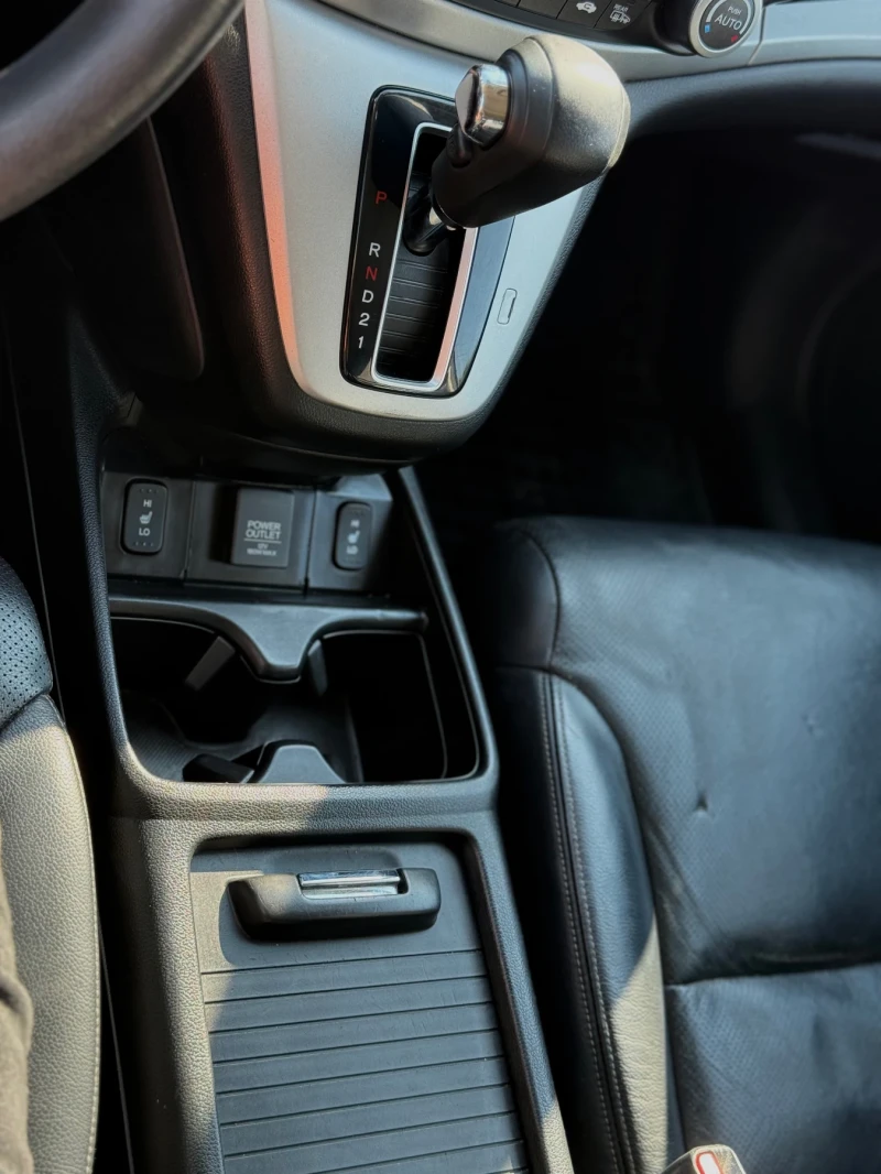 Honda Cr-v Honda CR-V 2.4 AWD   Газ/Бензин   Автомат  , снимка 11 - Автомобили и джипове - 52479523