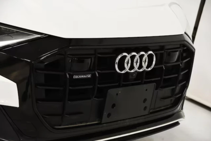 Audi Q8 MATRIX / TECHNIK 55 TFSI / BLACK OPTIC / B & O, снимка 5 - Автомобили и джипове - 52815758