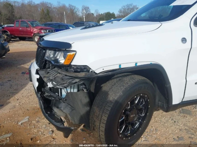 Jeep Grand cherokee, снимка 6 - Автомобили и джипове - 53591379