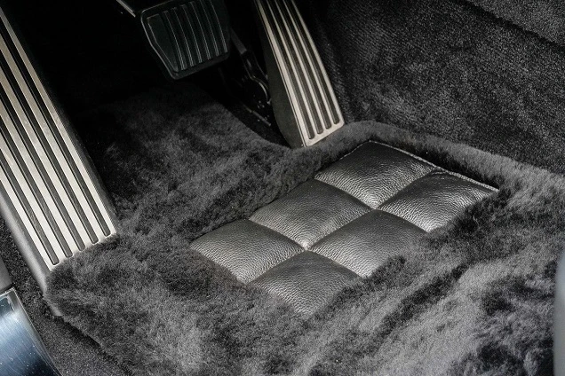 Rolls-Royce Cullinan = Black Badge = Shooting Star Гаранция - изображение 9