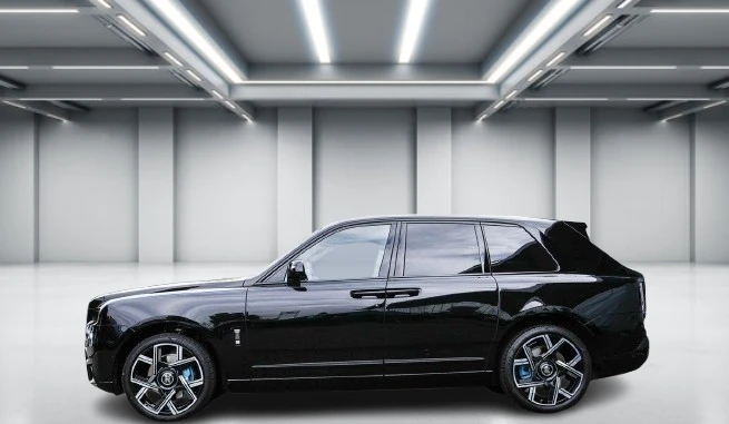 Rolls-Royce Cullinan = Black Badge = Shooting Star Гаранция - изображение 4