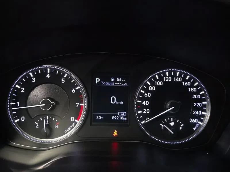 Hyundai Santa fe 2.0T 2Wd Premium, снимка 8 - Автомобили и джипове - 55952895