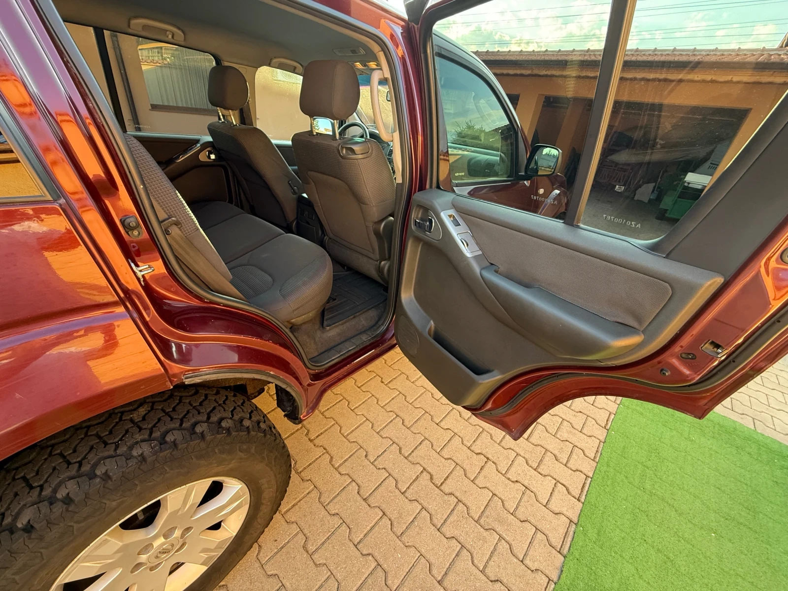 Nissan Pathfinder  - изображение 4