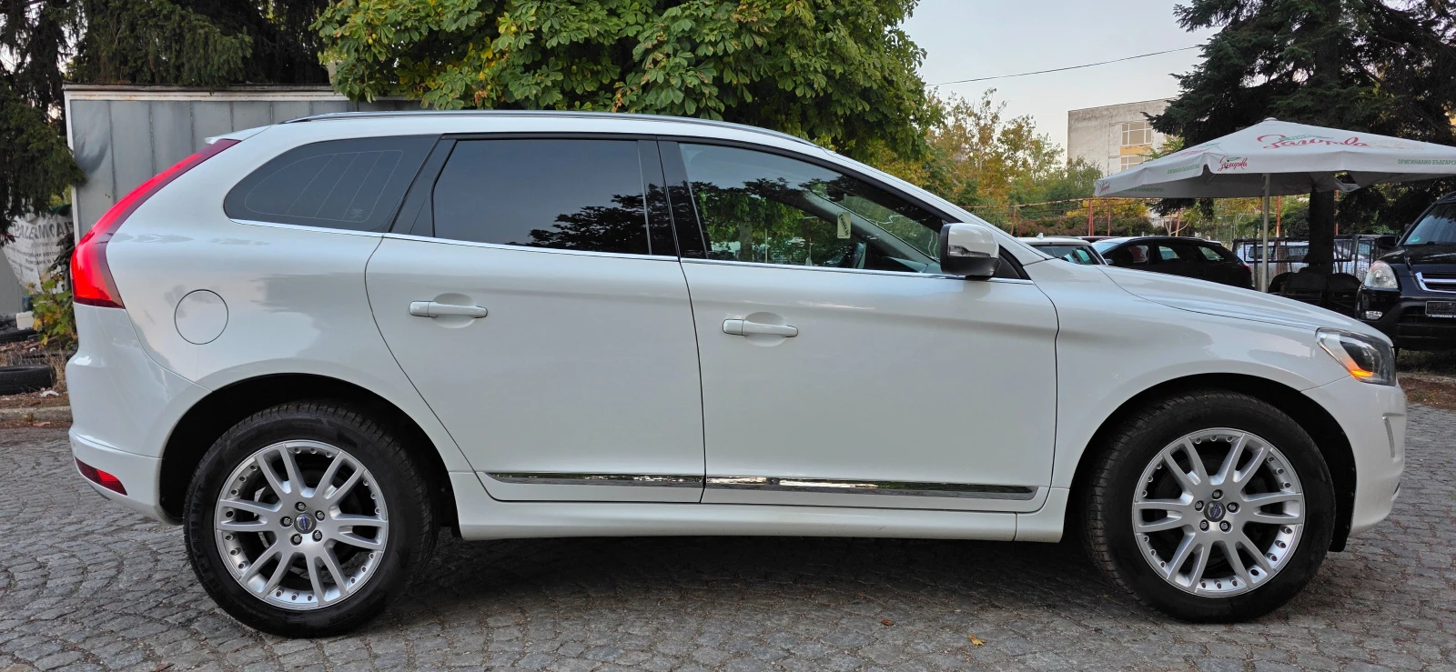 Volvo XC60 2.4d * FACE* AWD* SUMMUM* AVTOMAT* DIGITAL* ШВЕЙЦА - изображение 4
