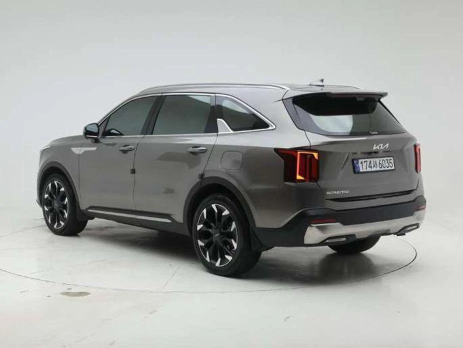 Kia Sorento Gasoline 2.5T 2WD Signature - изображение 4