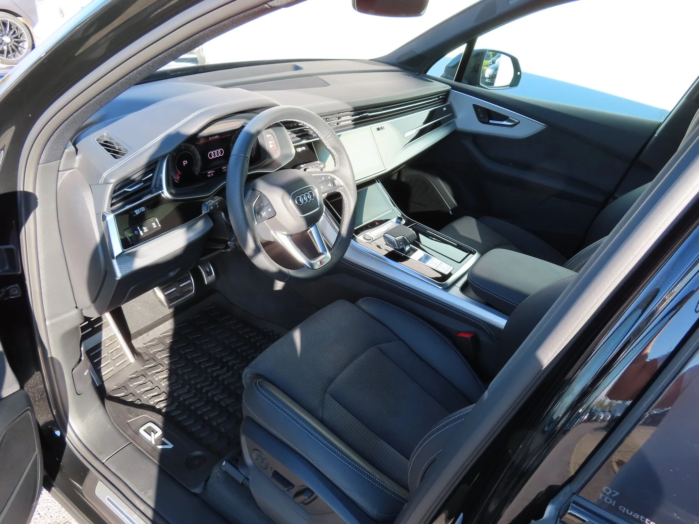 Audi Q7 S line 50 TDI quattro | Mobile.bg � ����������� 4