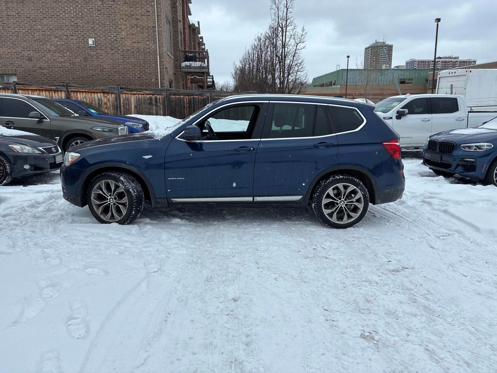 BMW X3 С РЕГИСТРАЦИЯ & АВТО КРЕДИТ - изображение 2