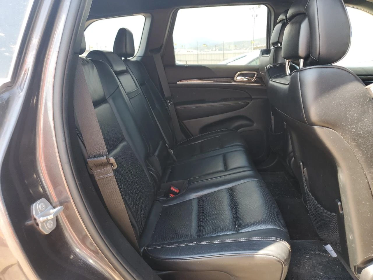 Jeep Grand cherokee OVERLAND* 3.6* V6* 8ZF* ПОДГРЕВ* КАМЕРА* КЕЙЛЕС* L - изображение 10