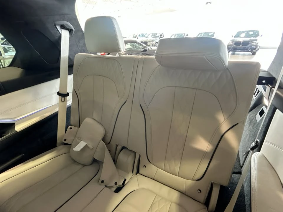 BMW X7 ALPINA XB7 С РЕГИСТРАЦИЯ & АВТО КРЕДИТ, снимка 7 - Автомобили и джипове - 53801578