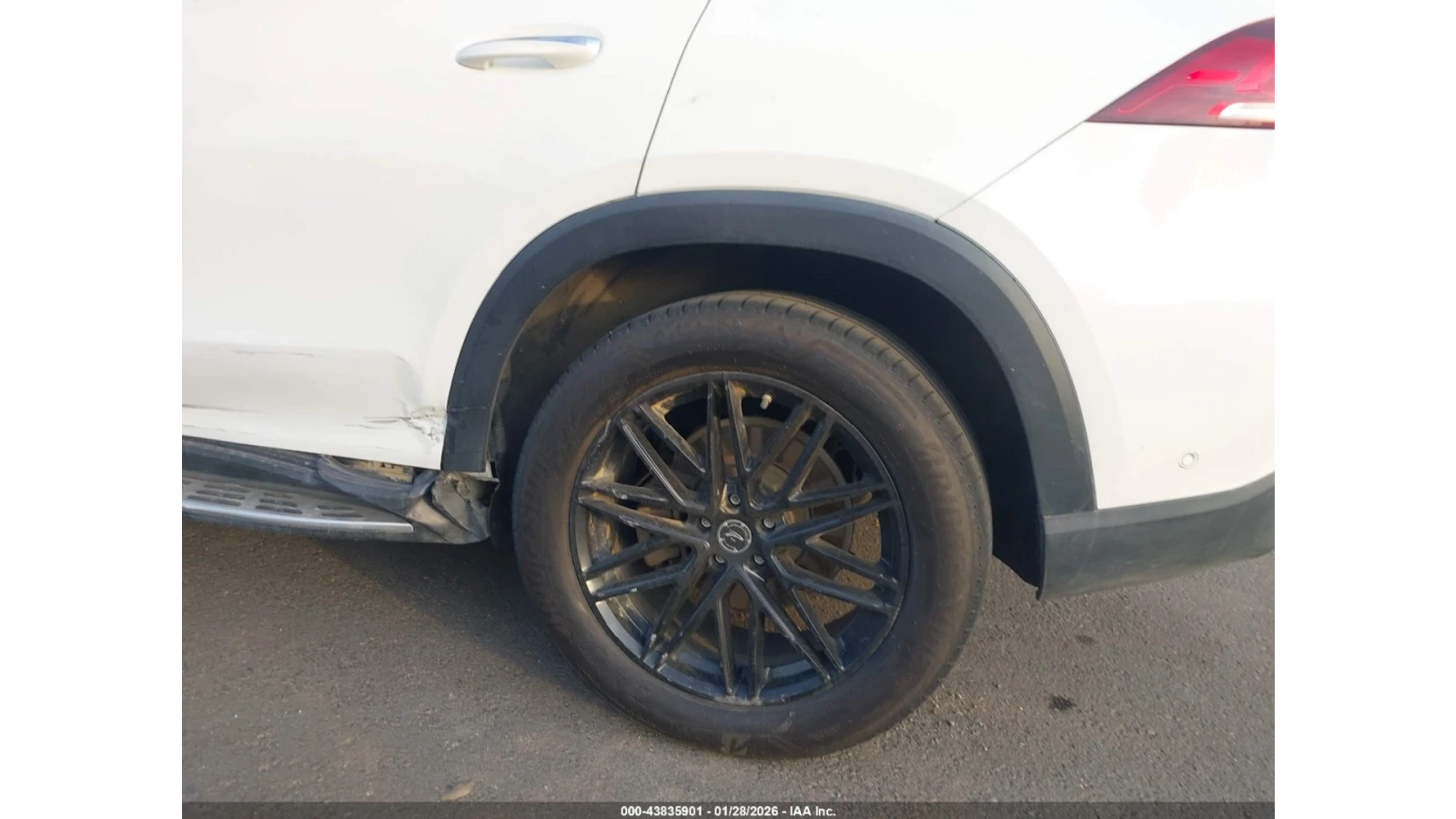 Mercedes-Benz GLE 350 * 4MATIC* BURMESTER* ШИБИДАХ* 360КАМЕРА* , снимка 7 - Автомобили и джипове - 53853135