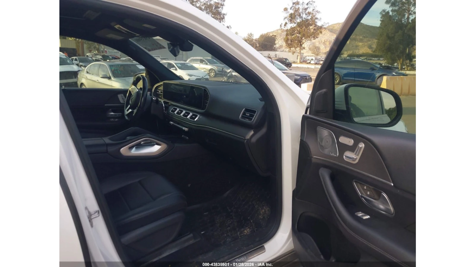 Mercedes-Benz GLE 350 * 4MATIC* BURMESTER* ШИБИДАХ* 360КАМЕРА* , снимка 13 - Автомобили и джипове - 53853135