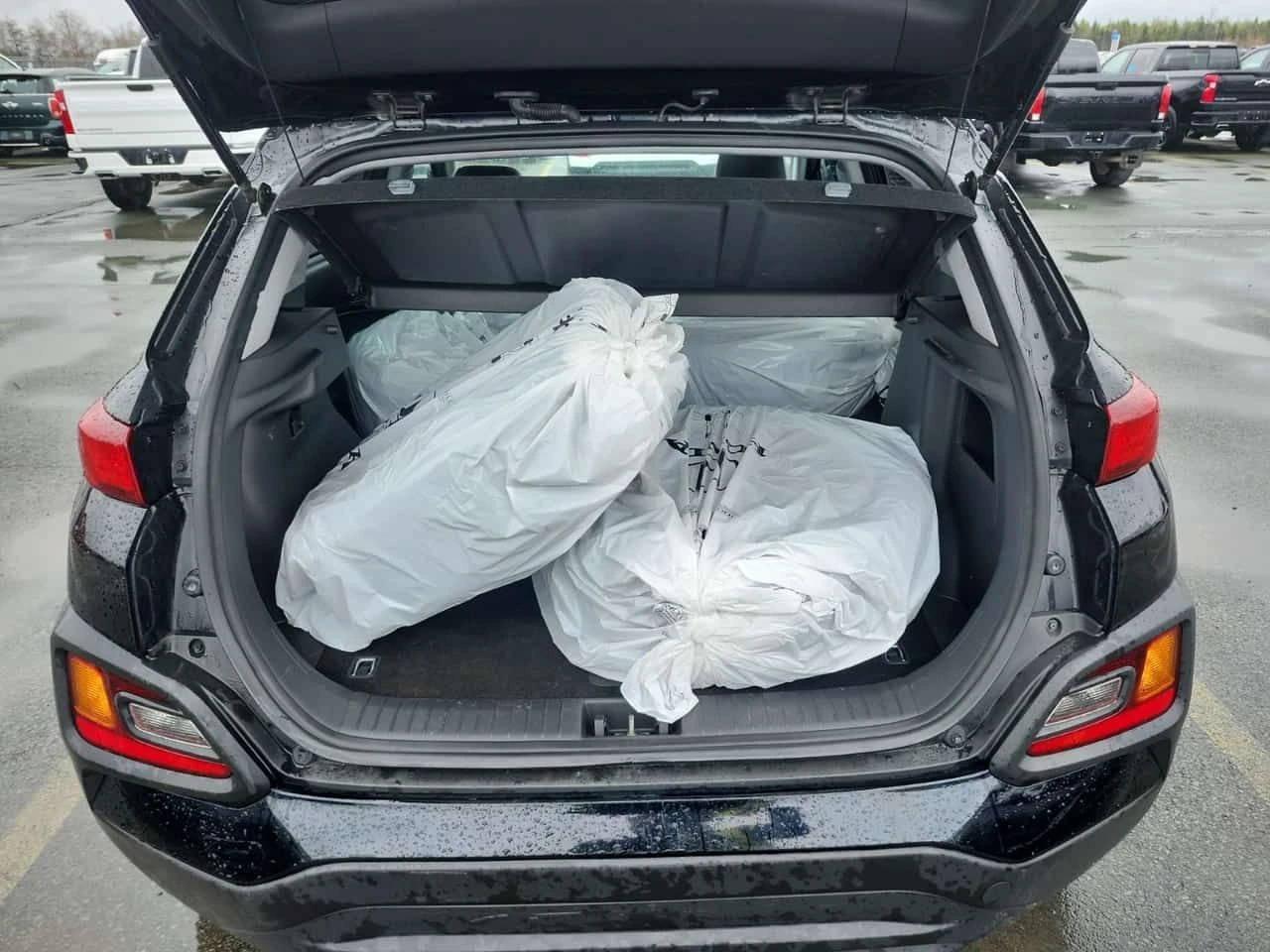 Hyundai Kona LUXURY| PANORAMA| 2 КЛЮЧА| 2 ЧИФТА ГУМИ С ДЖАНТИ| , снимка 13 - Автомобили и джипове - 54592360