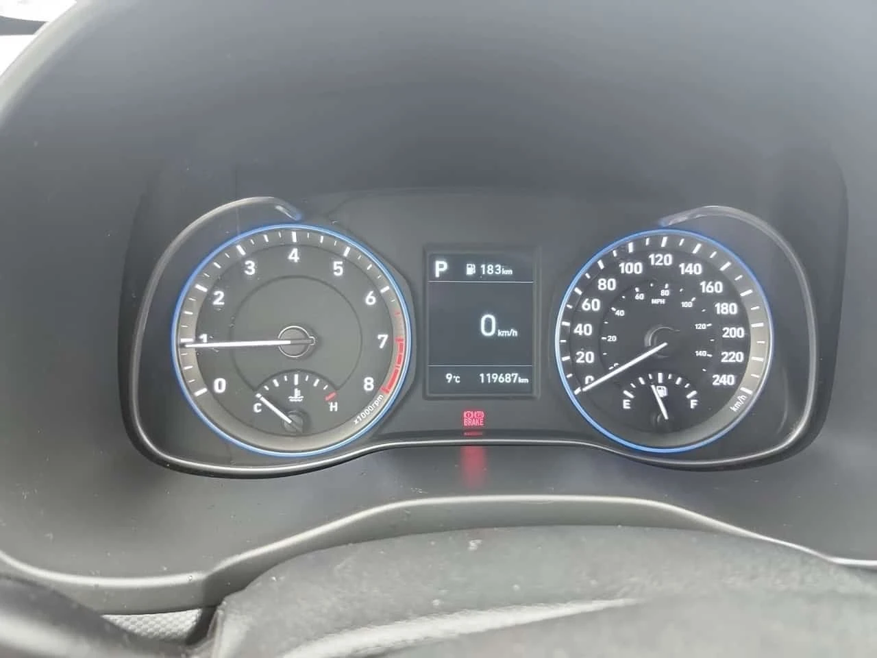 Hyundai Kona LUXURY| PANORAMA| 2 КЛЮЧА| 2 ЧИФТА ГУМИ С ДЖАНТИ| , снимка 10 - Автомобили и джипове - 54592360