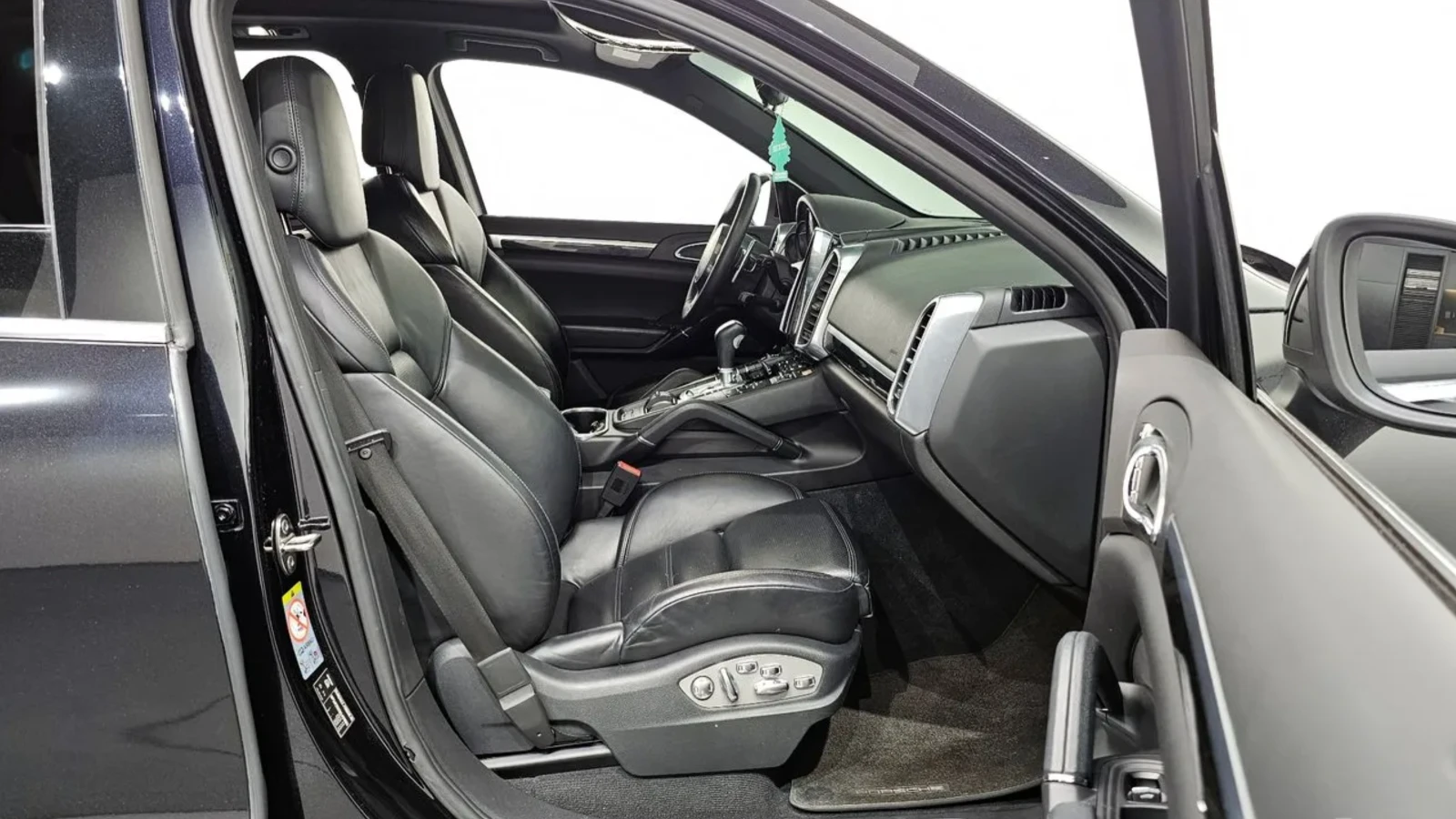 Porsche Cayenne 3.0 | 14-WAY ЕЛ.СЕДАЛКИ | ПОДГРЕВ | ПАНОРАМА, снимка 7 - Автомобили и джипове - 54595671