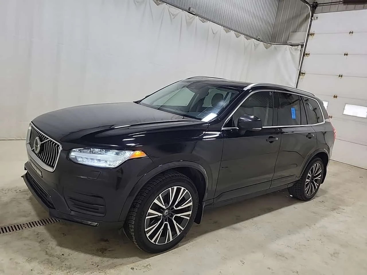 Volvo Xc90 MOMENTUM| ПАМЕТ| ПАНО| 2 КЛЮЧА| 7 МЕСТЕН
