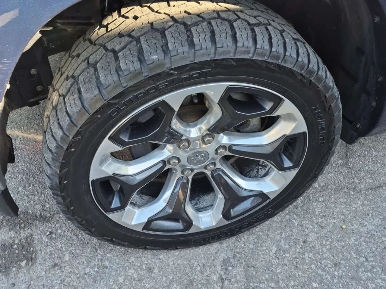 Dodge RAM 1500 * Limited * CARFAX * БЕЗ ПЪРВОНАЧАЛНА ВНОСКА, снимка 6 - Автомобили и джипове - 54886933