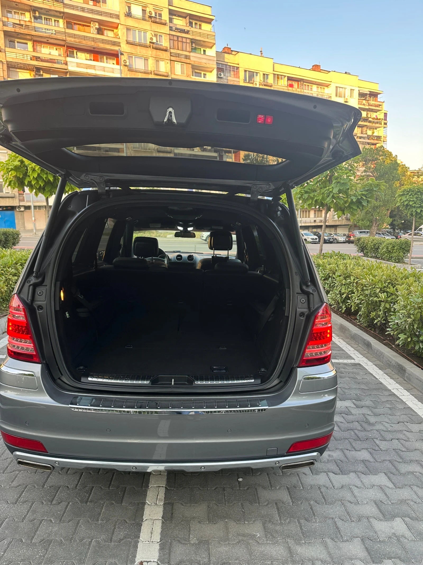 Mercedes-Benz GL 350, снимка 13 - Автомобили и джипове - 55316250