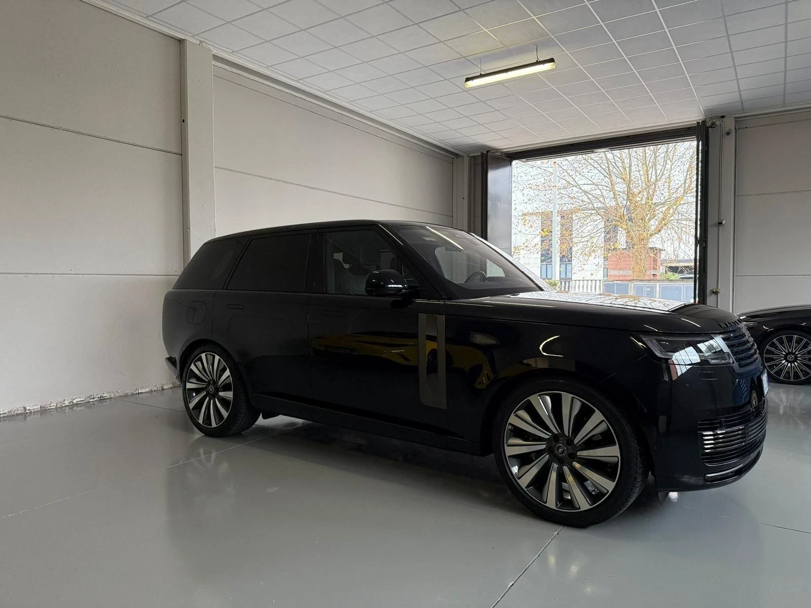 Land Rover Range rover P530/V8/ОЧАКВАН ВНОС , снимка 3 - Автомобили и джипове - 55833369