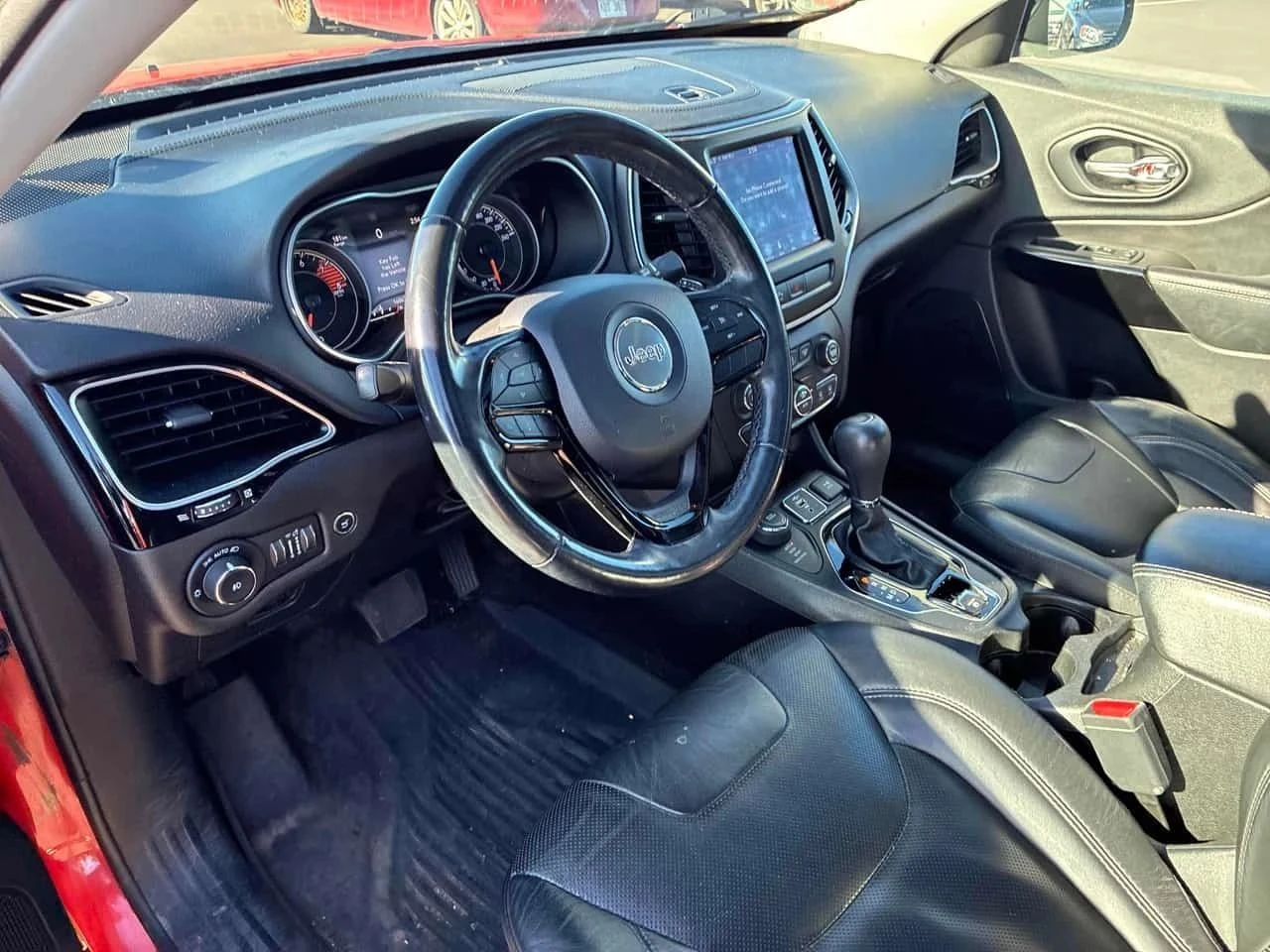 Jeep Cherokee, снимка 5 - Автомобили и джипове - 56730316