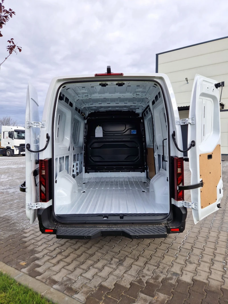 Renault Master E-TECH * ПОДАРЪК 4 БР. ЗИМНИ ГУМИ* , снимка 5 - Бусове и автобуси - 51908784