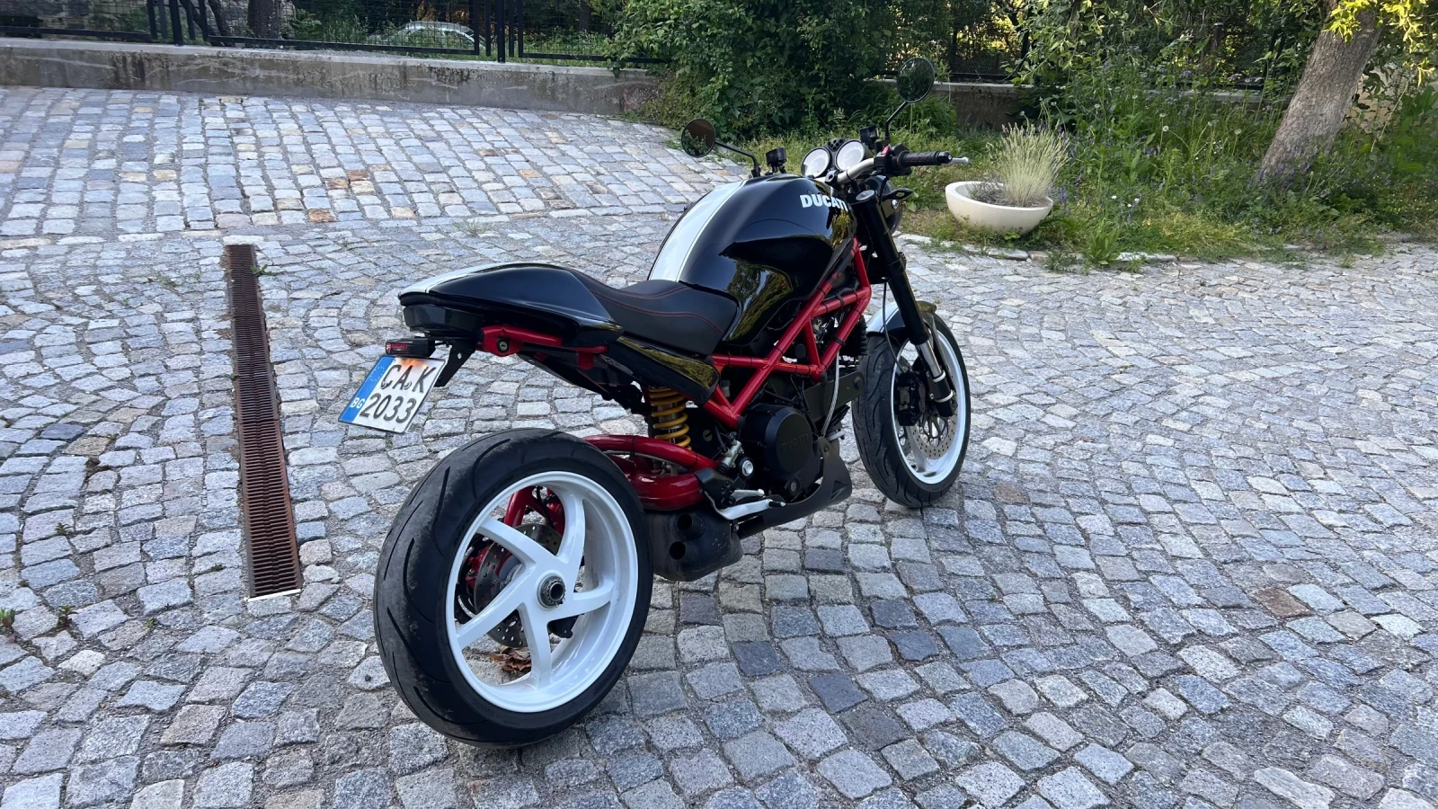 Ducati Monster S2R 800 - изображение 10
