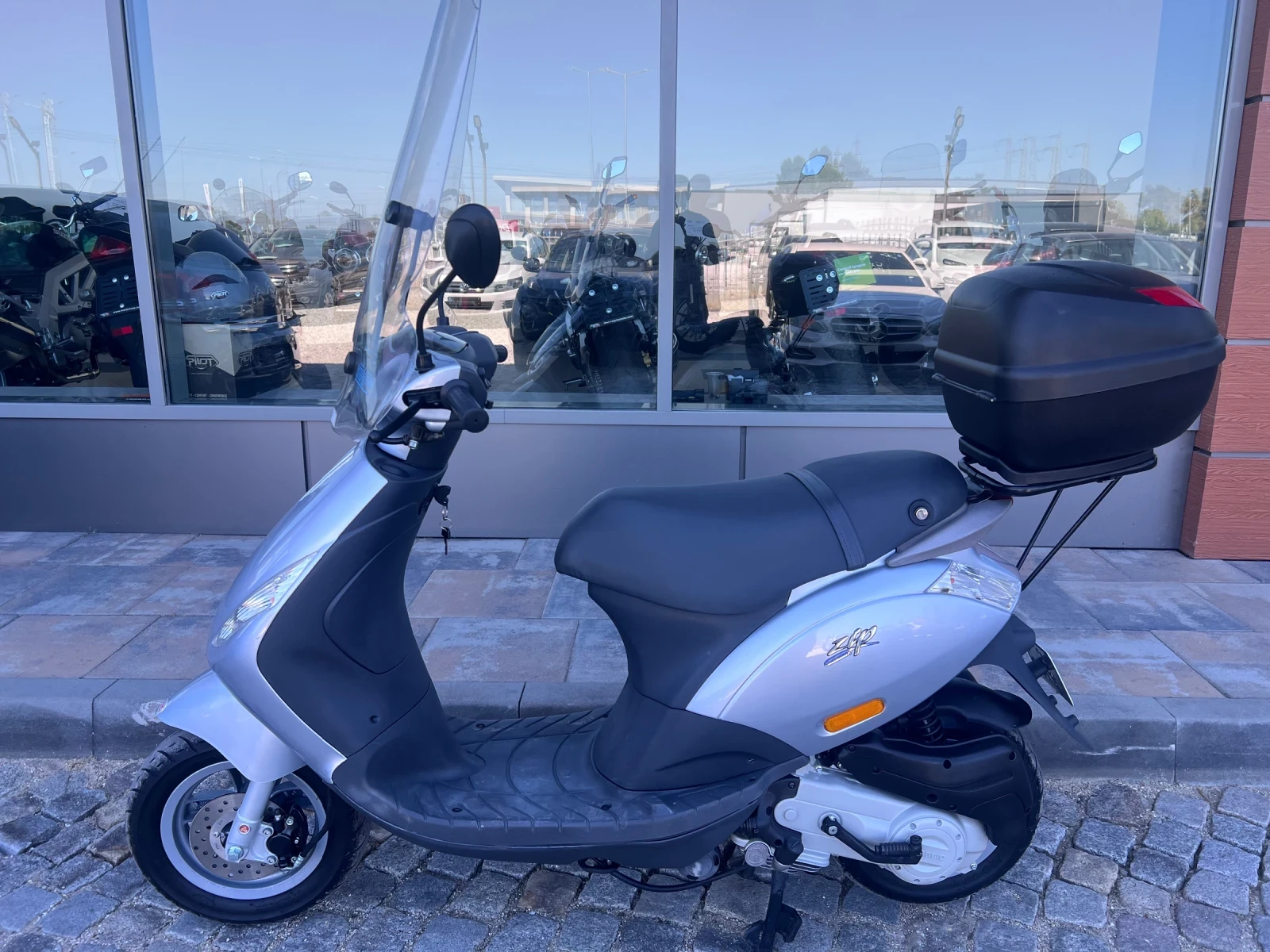Piaggio Fly 50 - изображение 4