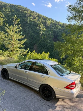 Mercedes-Benz C 32 AMG, снимка 1