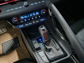 Hyundai Elantra, снимка 14