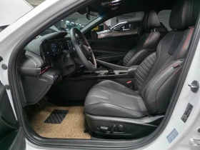 Hyundai Elantra, снимка 8