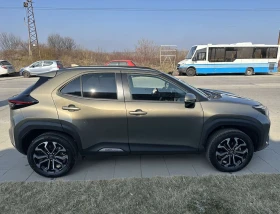 Toyota Yaris Cross 1.5 HEV Chic | Mobile.bg    8