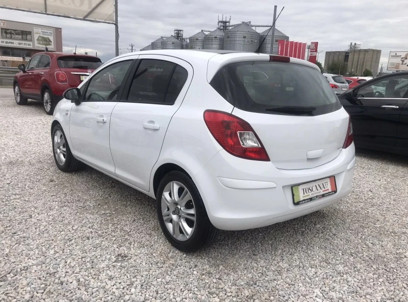 Opel Corsa 1.2i* 85 k.c.* Бензин-Газ* Панорама* Euro 5B* Лизи, снимка 3 - Автомобили и джипове - 43898448