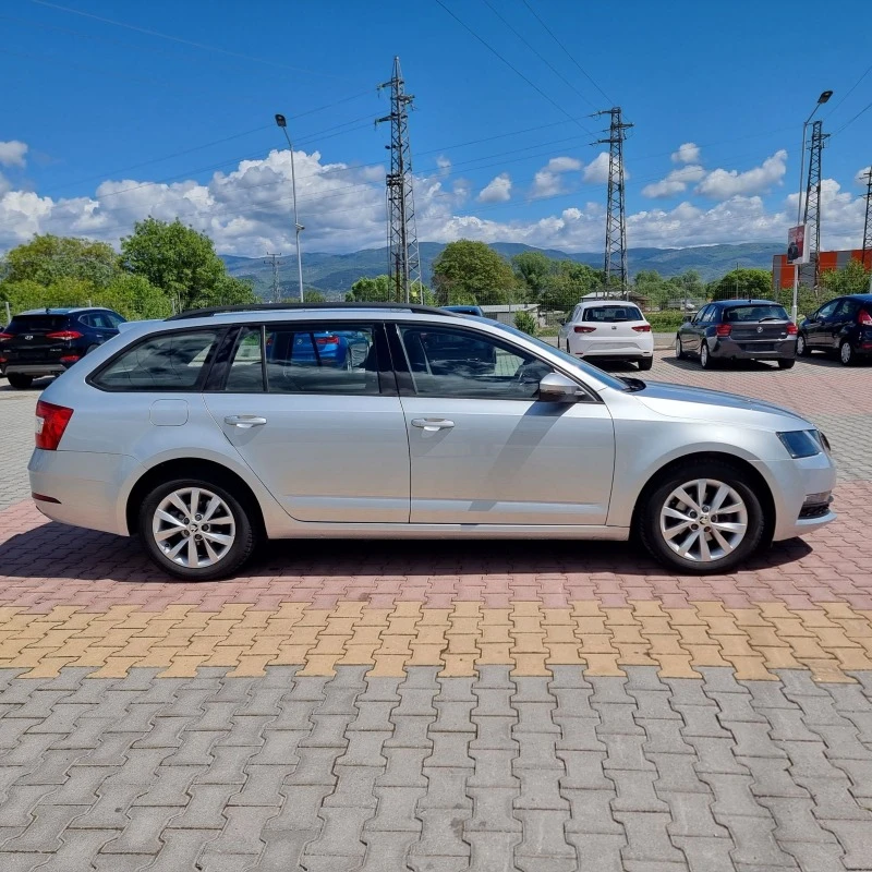 Skoda Octavia 1.6 TDI, снимка 6 - Автомобили и джипове - 45465657