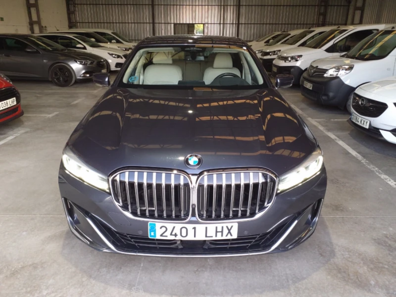 BMW 730 d Head-UP Soft-Close, снимка 3 - Автомобили и джипове - 47190026