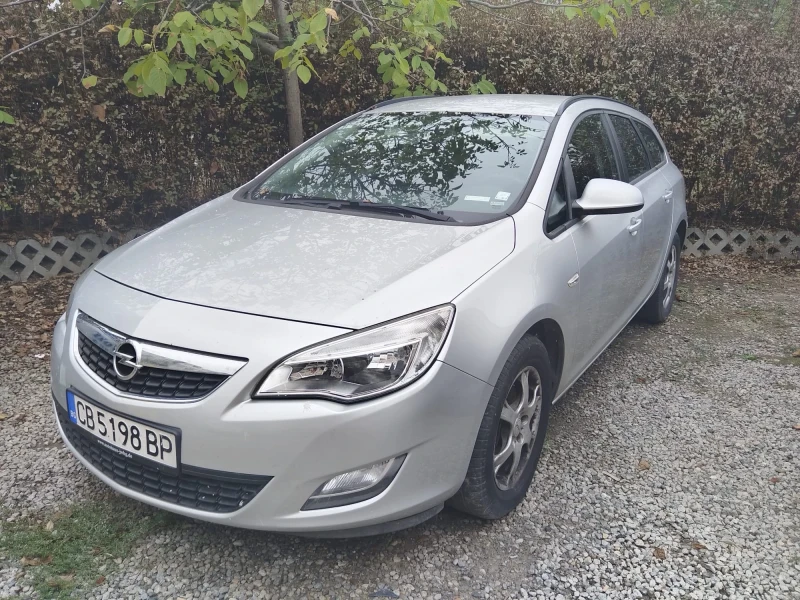 Opel Astra, снимка 4 - Автомобили и джипове - 47300700