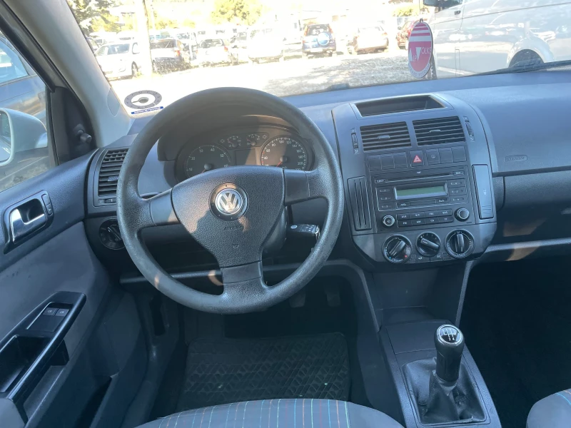 VW Polo 1.4i, снимка 10 - Автомобили и джипове - 47662274