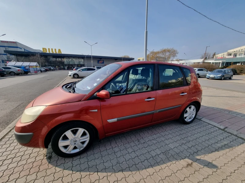 Renault Scenic, снимка 1 - Автомобили и джипове - 49156857