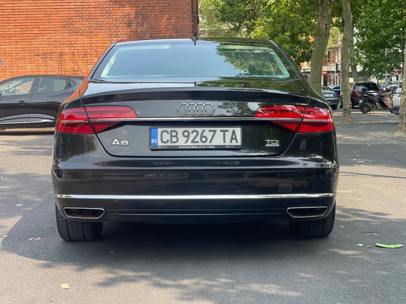 Audi A8 MatrixLED/Quattro/NightVision/Massage/ЛИЗИНГ/, снимка 5 - Автомобили и джипове - 52750135