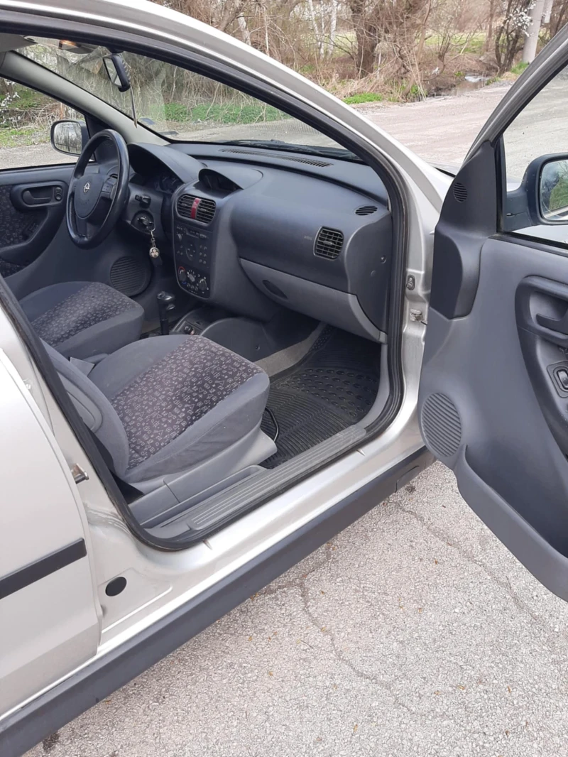 Opel Corsa, снимка 6 - Автомобили и джипове - 52490013