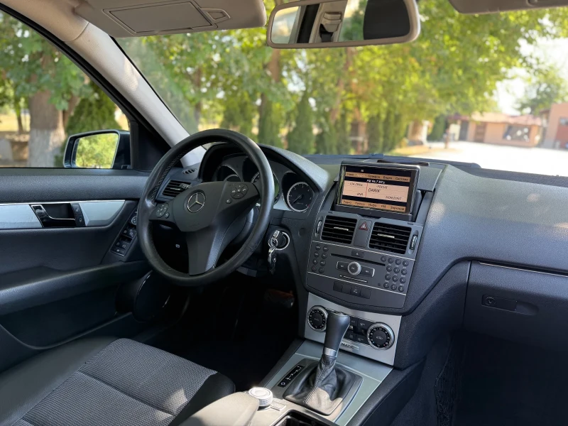 Mercedes-Benz C 250, снимка 6 - Автомобили и джипове - 51583959