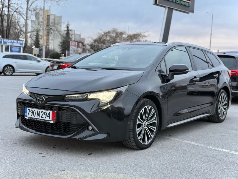 Toyota Corolla Executive Plus/ Автомобил върнат от лизинг