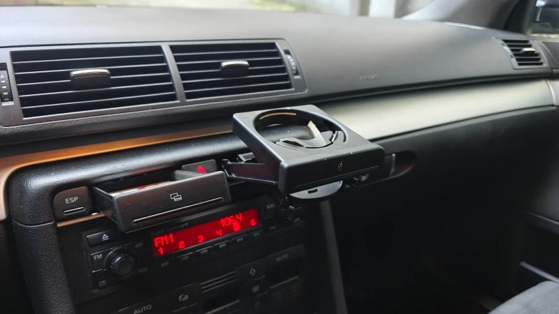 Audi A4 S line, снимка 8 - Автомобили и джипове - 52735228