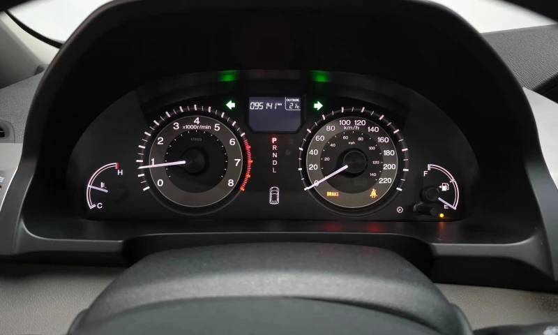 Honda Odyssey 3.5 4Th, снимка 7 - Автомобили и джипове - 52413944