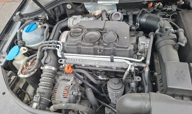 VW Passat 2.0 TDI , снимка 7 - Автомобили и джипове - 53288216