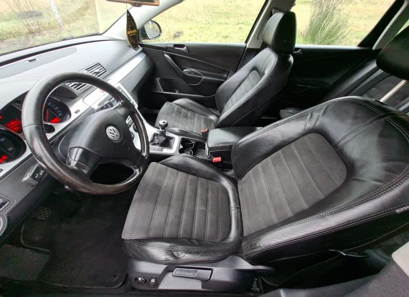 VW Passat 2.0 TDI , снимка 13 - Автомобили и джипове - 53288216
