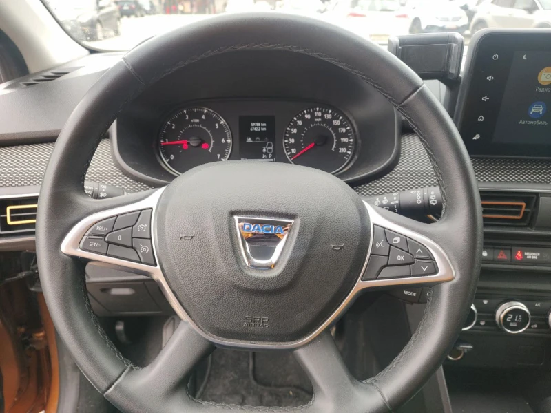 Dacia Sandero, снимка 5 - Автомобили и джипове - 53475742