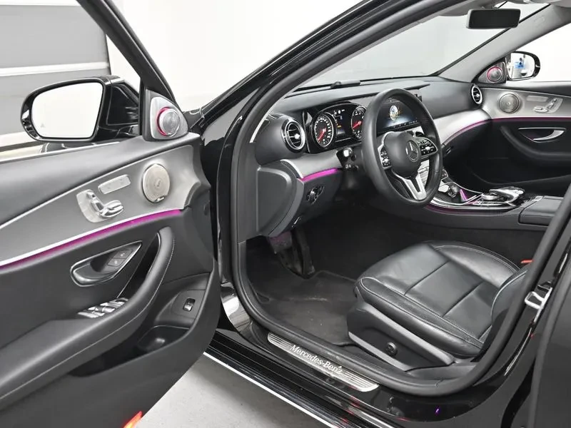 Mercedes-Benz E 300 Avantgarde, снимка 11 - Автомобили и джипове - 56018761
